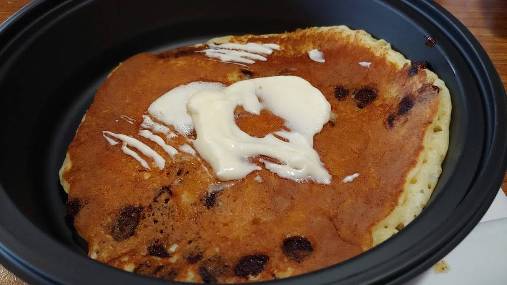 Dennys | restaurant | 9766-B Katy Fwy, Houston, TX 77055, USA | 7137229264 OR +1 713-722-9264