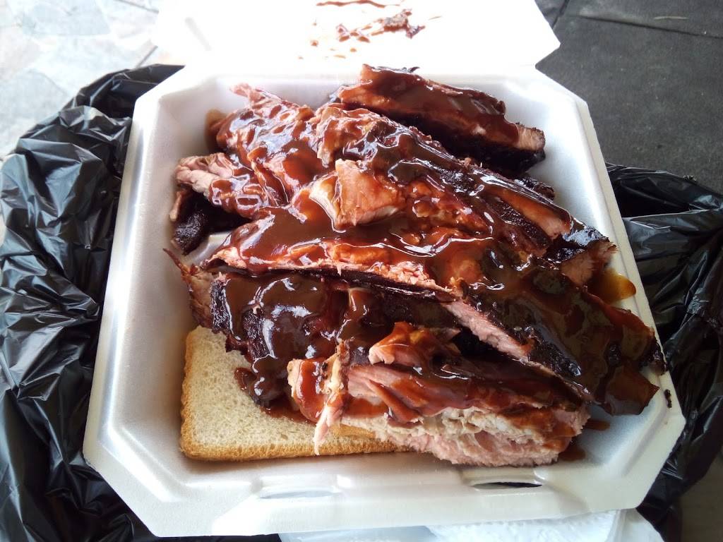 Petes Famous BBQ | restaurant | 4334 Raleigh St, Orlando, FL 32811, USA | 4075383647 OR +1 407-538-3647