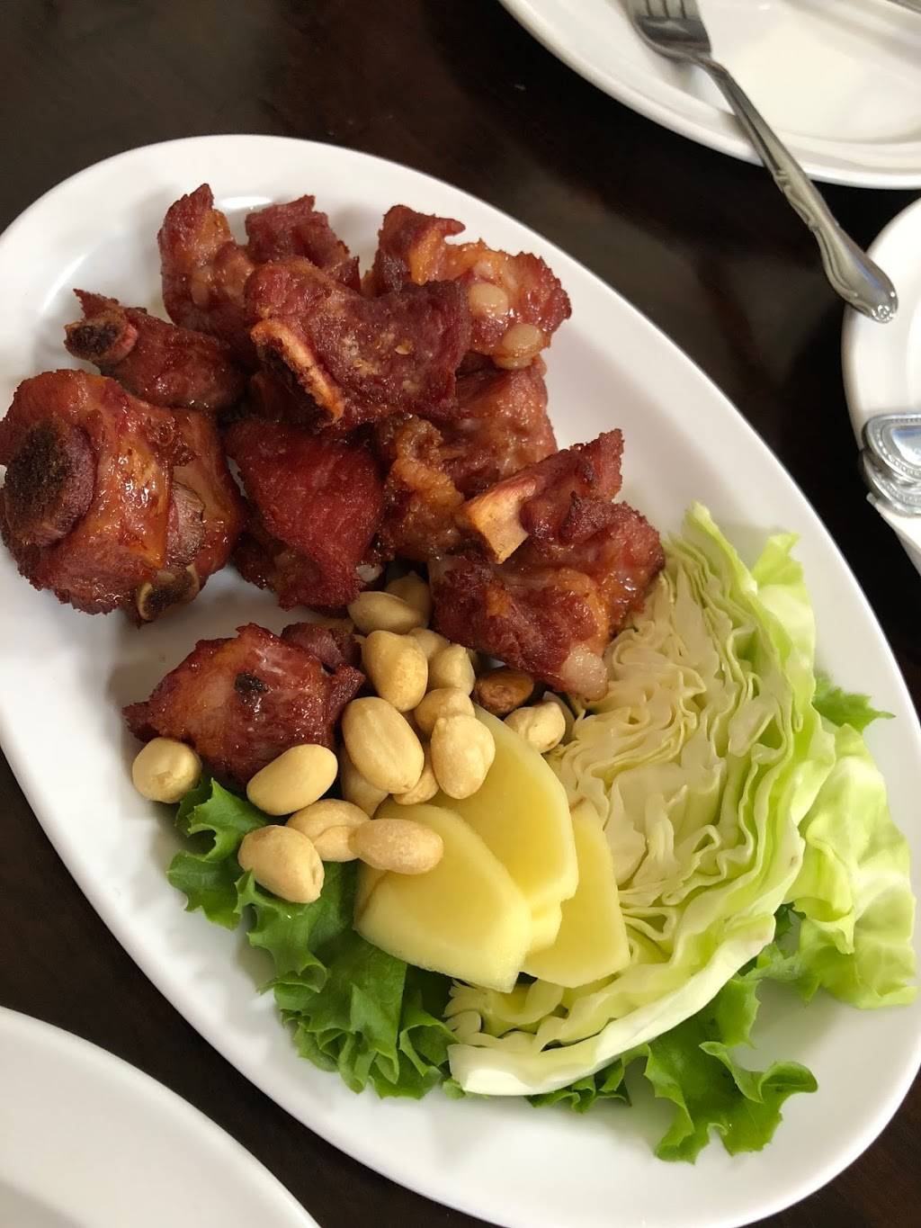 Chai Thung | restaurant | 8430 Sunland Blvd, Sun Valley, CA 91352, USA | 8187681976 OR +1 818-768-1976