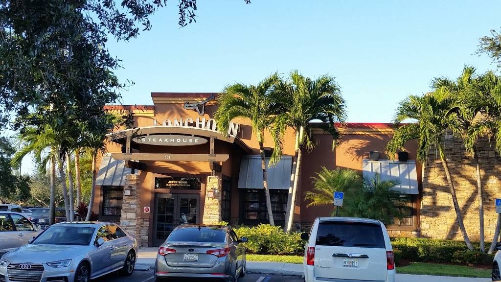 LongHorn Steakhouse | meal takeaway | 6841 Okeechobee Blvd, West Palm Beach, FL 33411, USA | 5616881700 OR +1 561-688-1700