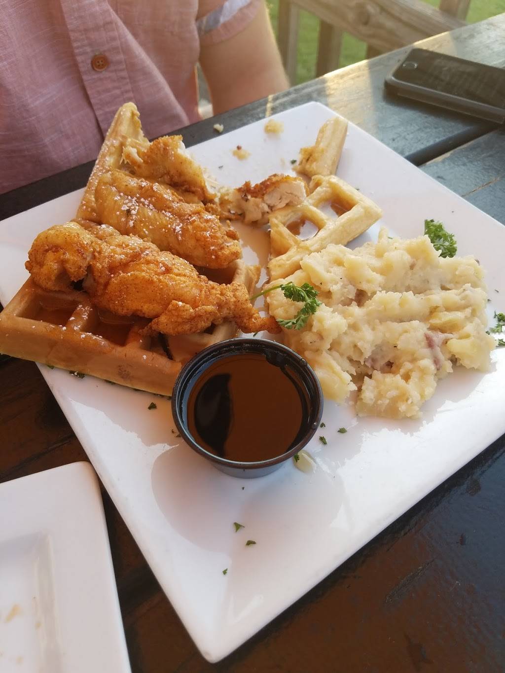 The Pier Oyster Bar | restaurant | 48 S River Rd S, Edgewater, MD 21037, USA | 4438376057 OR +1 443-837-6057