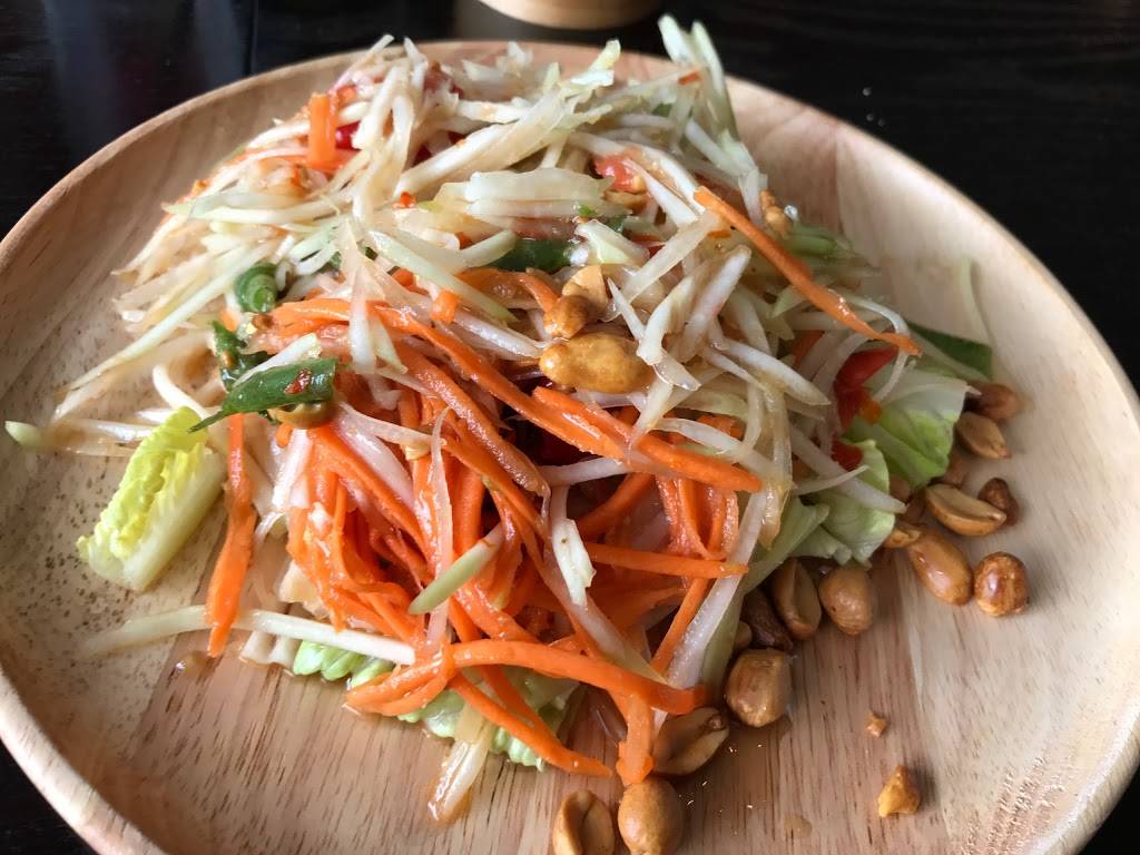 Nua Haus Thai, Sushi & Drafthouse | restaurant | 7203 Columbia Pike, Annandale, VA 22003, USA | 7037500880 OR +1 703-750-0880