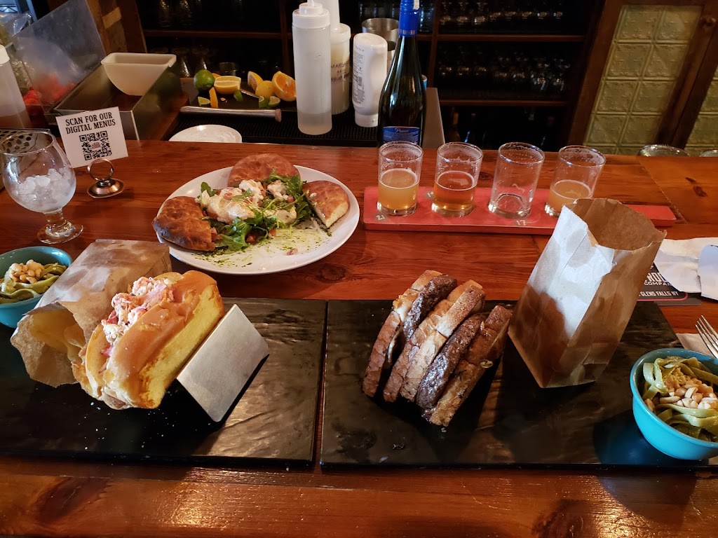 Albany Ale and Oyster | restaurant | 281 New Scotland Ave, Albany, NY 12208, USA | 5184874152 OR +1 518-487-4152