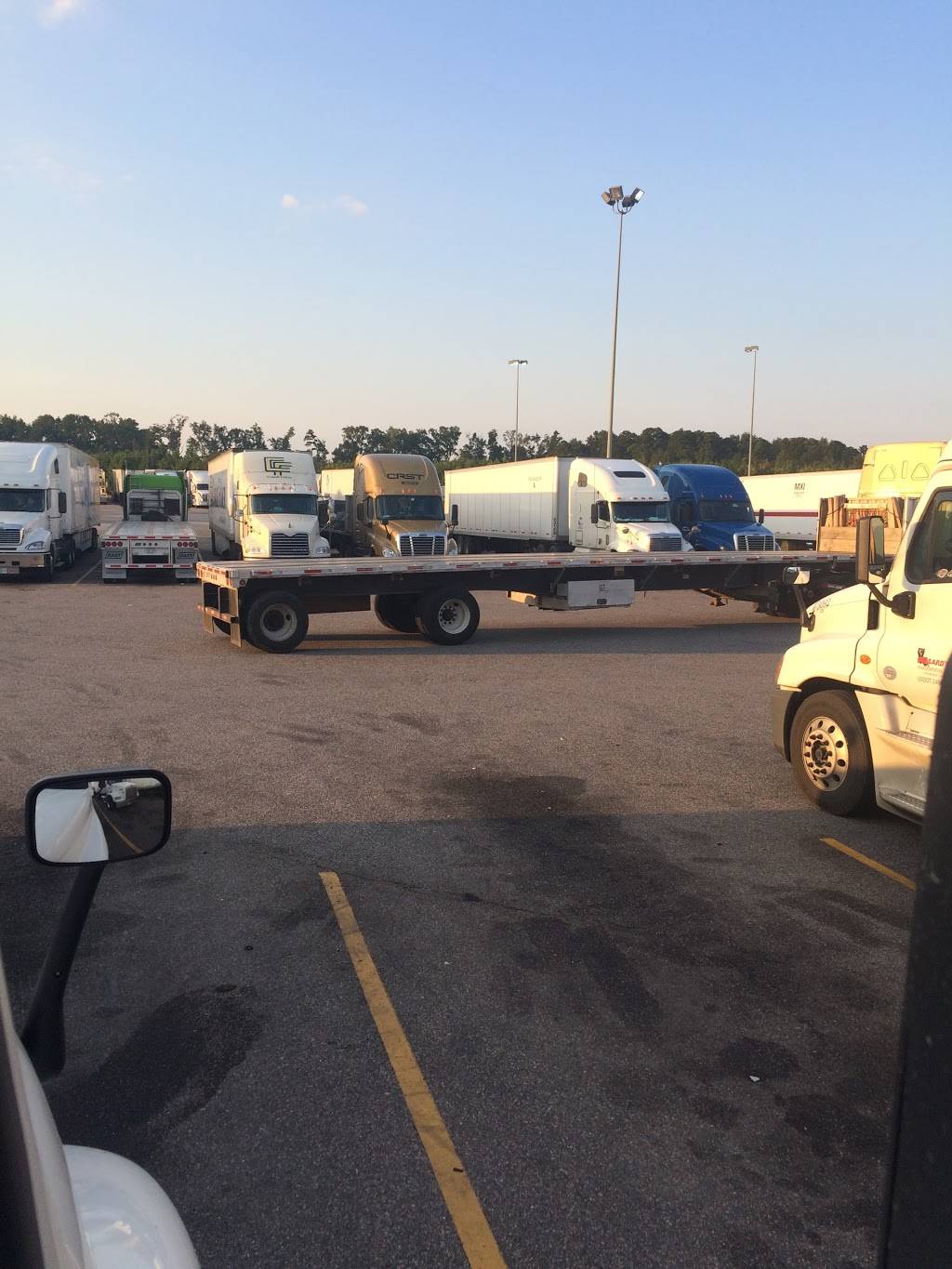 Pilot Travel Center | restaurant | 4610 County Dr, Disputanta, VA 23842, USA | 8048634612 OR +1 804-863-4612