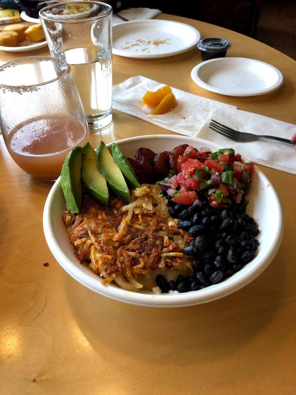 Funky Grits | restaurant | 805 E 38th St, Minneapolis, MN 55407, USA | 6123674978 OR +1 612-367-4978