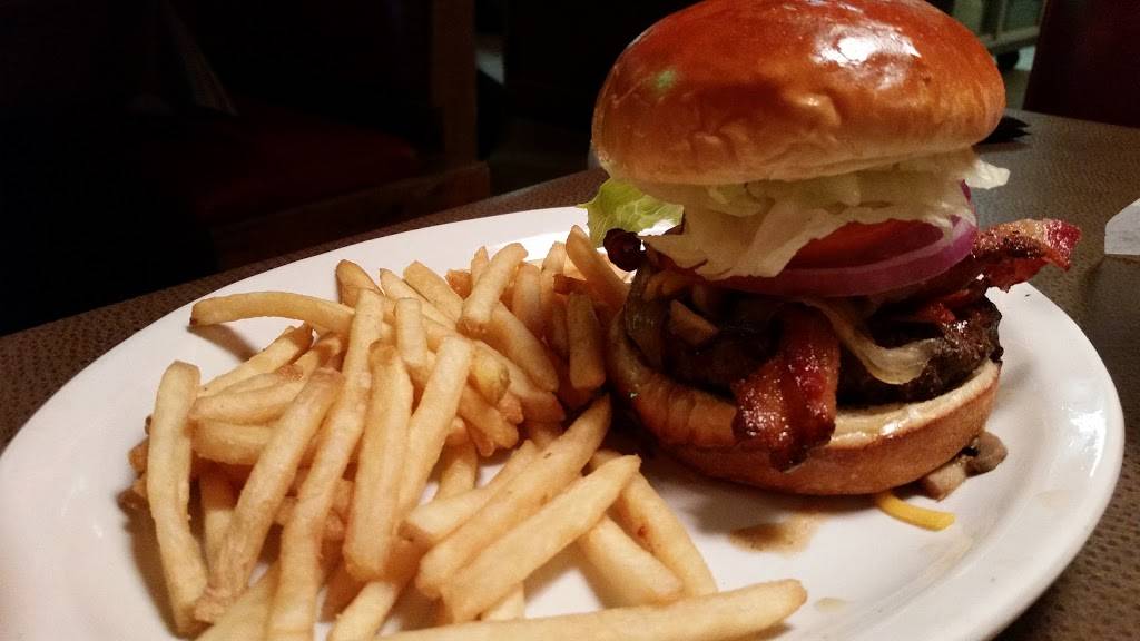 Logans Roadhouse | restaurant | 4649 W 1st St, Sanford, FL 32771, USA | 4073244123 OR +1 407-324-4123