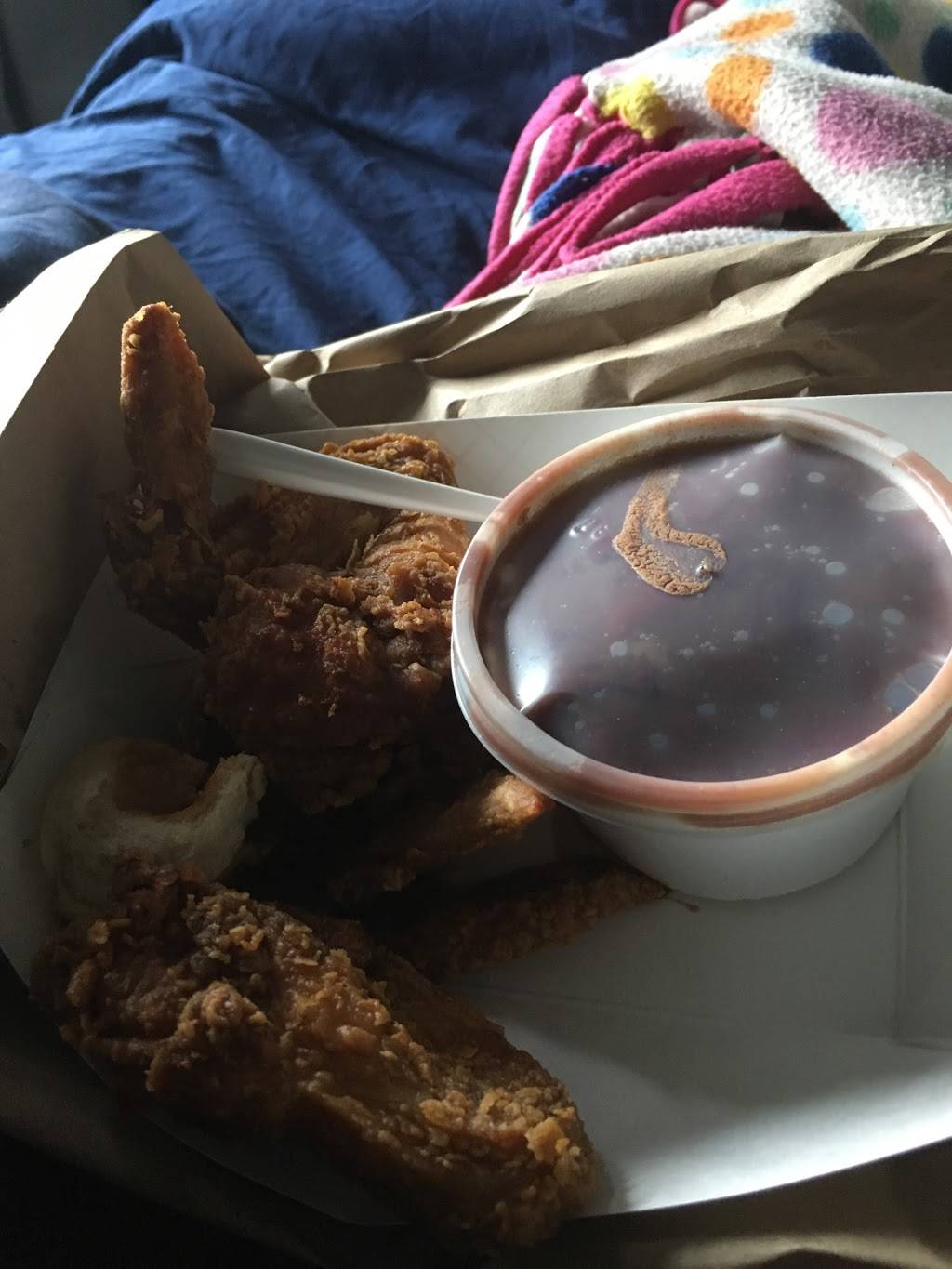 Balls Fried Chick-N | restaurant | 606 Enterprise Blvd, Lake Charles, LA 70601, USA | 3374330226 OR +1 337-433-0226