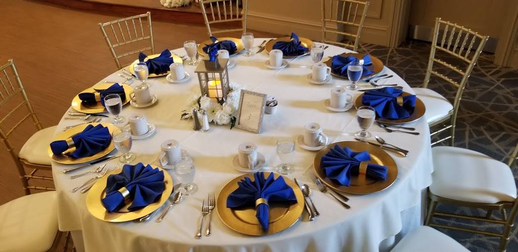 Mockingbird Restaurant and Martini Lounge - Miraval Ballroom | restaurant | 838 N Bedford St, East Bridgewater, MA 02333, USA | 5083784911 OR +1 508-378-4911