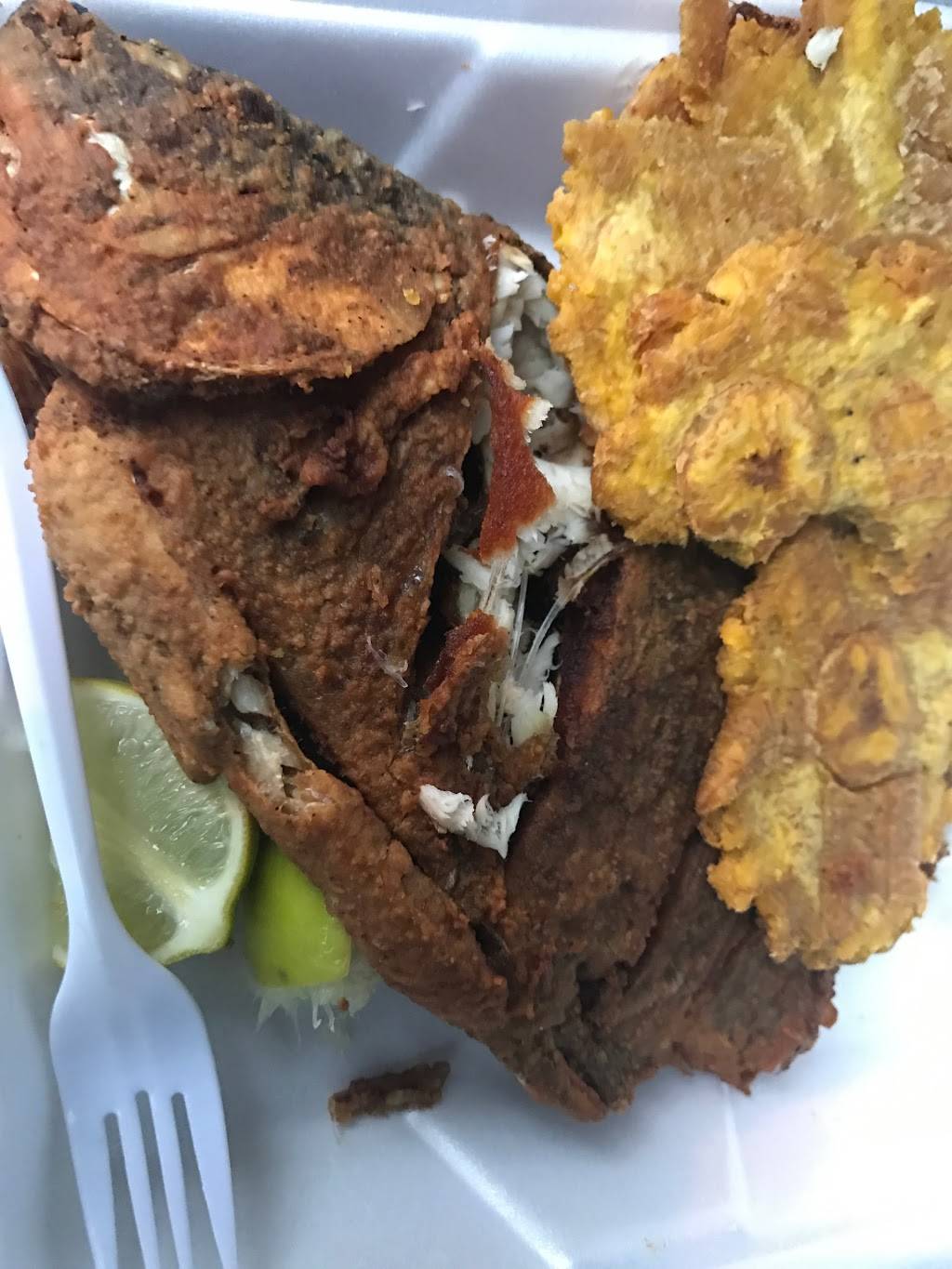 Fancy Fish | restaurant | 32 Central Ave, Passaic, NJ 07055, USA | 9737784466 OR +1 973-778-4466