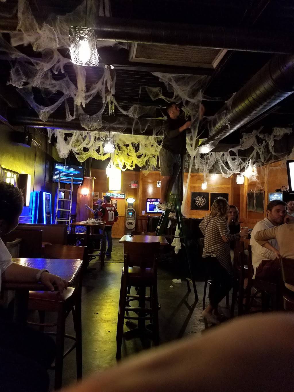 Neighbors Pub | restaurant | 752 North Highland Avenue Northeast, Atlanta, GA 30306, USA | 4048725440 OR +1 404-872-5440