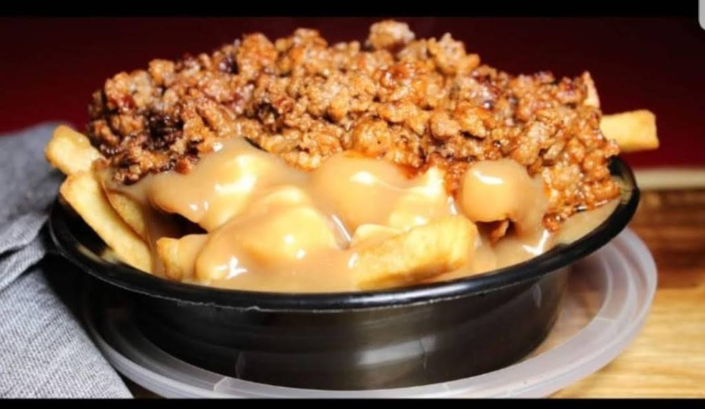 Grillies(Bayview) | restaurant | 1560 Bayview Ave, Toronto, ON M4G 3B8, Canada | 6477481236 OR +1 647-748-1236