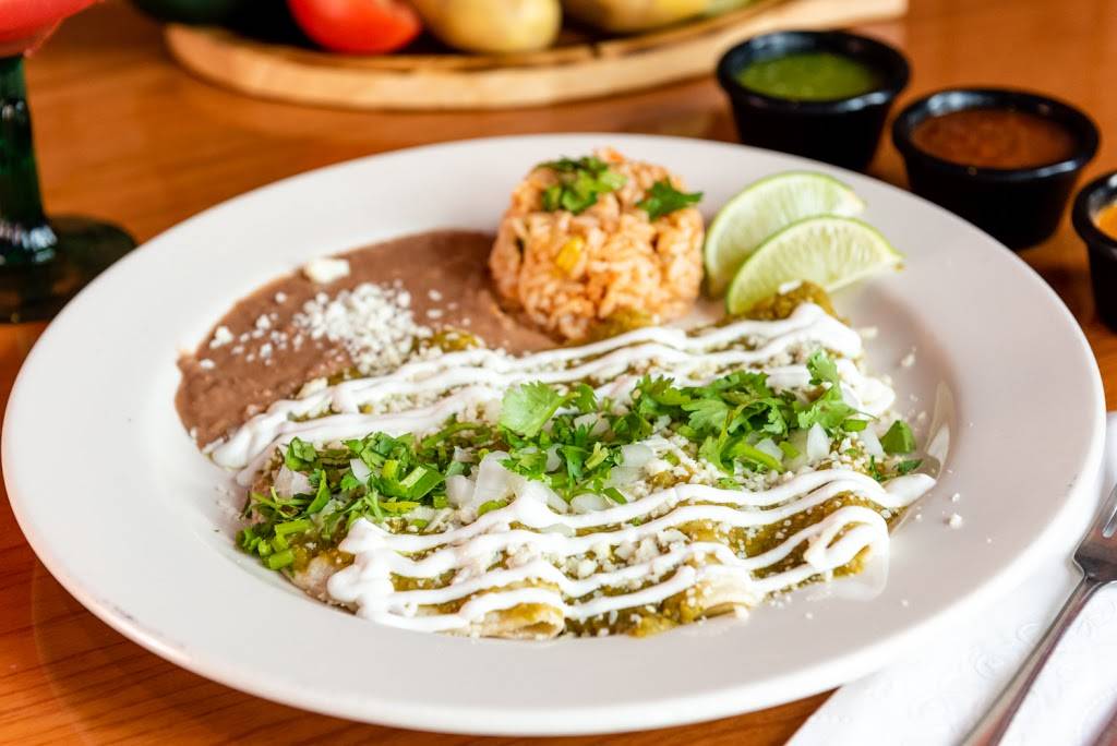 Las Enchiladas | restaurant | 18500 Pilot Knob Rd a, Farmington, MN 55024, USA | 6514632742 OR +1 651-463-2742