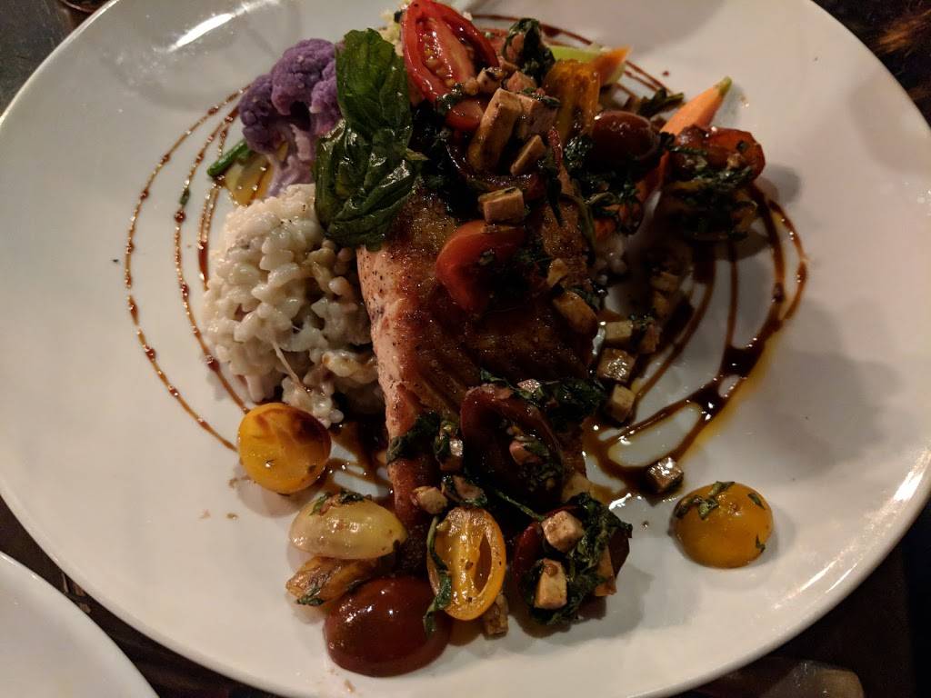 Draft Gastropub | restaurant | 664 W Ridgeview Dr, Appleton, WI 54911, USA | 9205851618 OR +1 920-585-1618