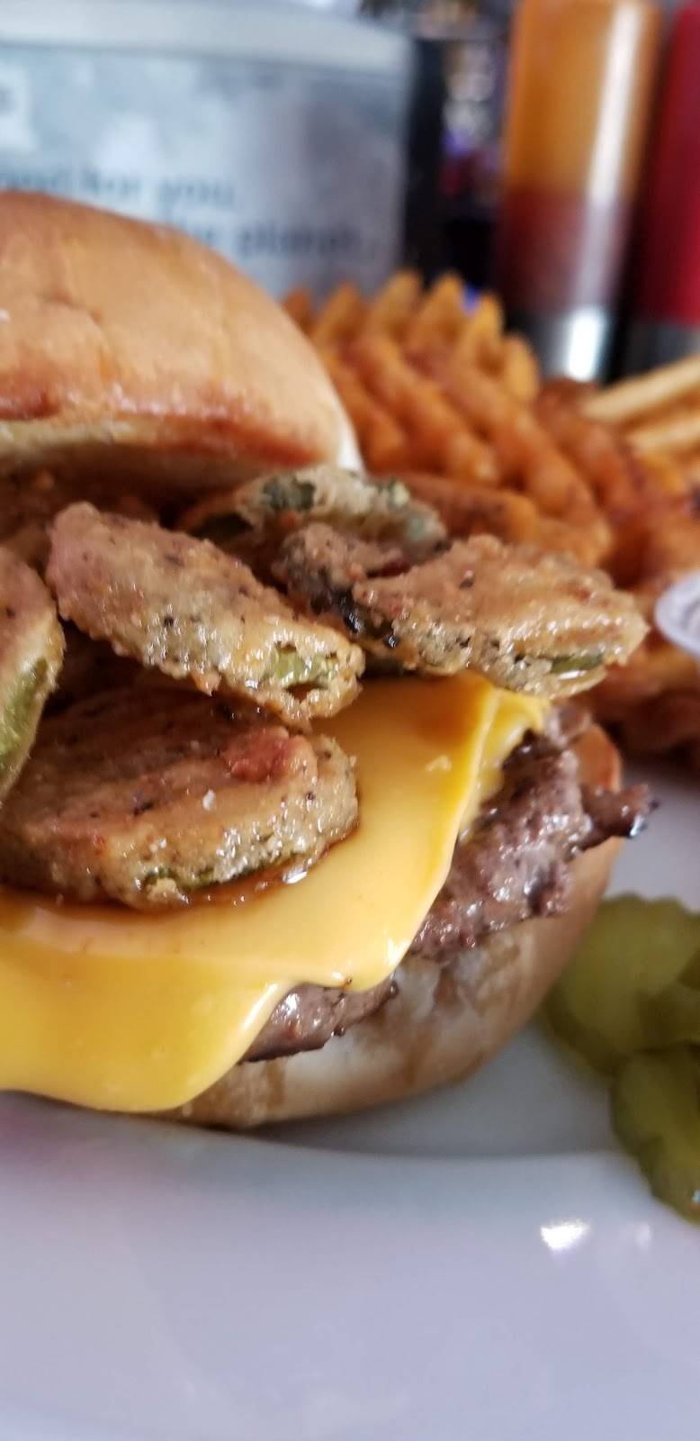 Five-O-One Sports Bar & Grill | restaurant | 501 S Washington Ave, Marshfield, WI 54449, USA | 7158981189 OR +1 715-898-1189