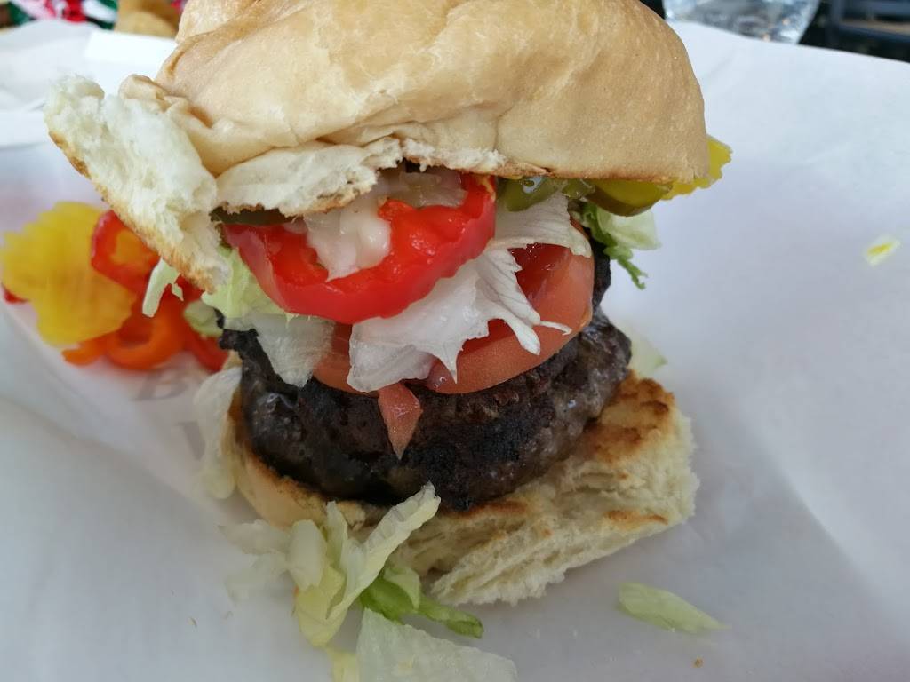 Harrys Charcoal Broiled | restaurant | 891 Talbot St, St Thomas, ON N5P 1E7, Canada | 5196333713 OR +1 519-633-3713