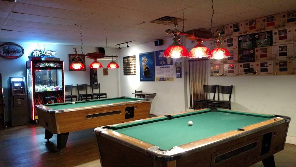 Bullwinkles Saloon | restaurant | 1660 Ingleside Ave, Gwynn Oak, MD 21207, USA | 4105949465 OR +1 410-594-9465