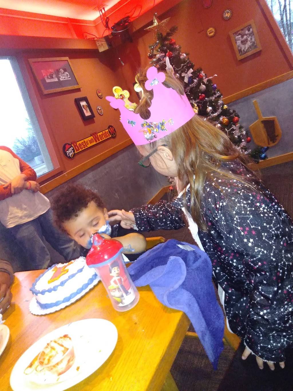 Pizza Hut | meal takeaway | 904 Highway 72, East St, Corinth, MS 38834, USA | 6622863314 OR +1 662-286-3314