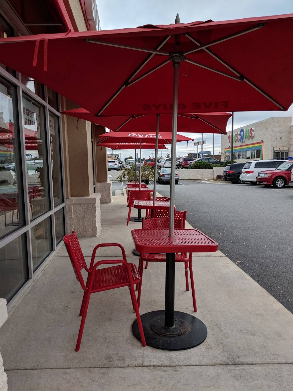 Five Guys | meal takeaway | 133 Margie Dr, Warner Robins, GA 31093, USA | 4789711239 OR +1 478-971-1239