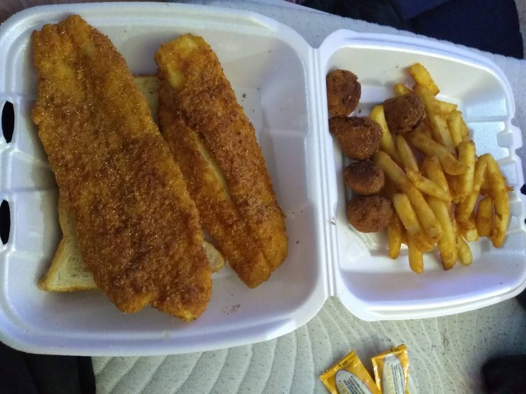 Deans Fish and Chicken | restaurant | 2535 Pleasant Ave, Hamilton, OH 45015, USA | 5138057576 OR +1 513-805-7576