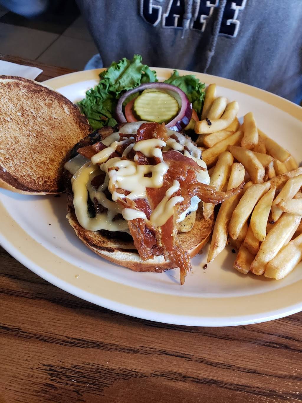 99 Restaurants | restaurant | 7 Airport Rd, Westerly, RI 02891, USA | 4013488299 OR +1 401-348-8299