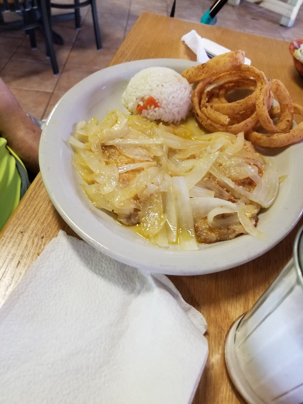 Jalisco Restaurant | restaurant | 1501 N Westgate Dr, Weslaco, TX 78596, USA | 9569699988 OR +1 956-969-9988