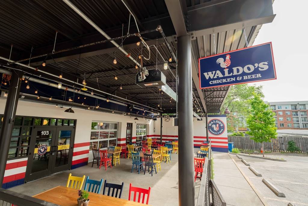 Waldos Chicken and Beer | restaurant | 1120 4th Ave N Suite 103, Nashville, TN 37208, USA | 6156103394 OR +1 615-610-3394