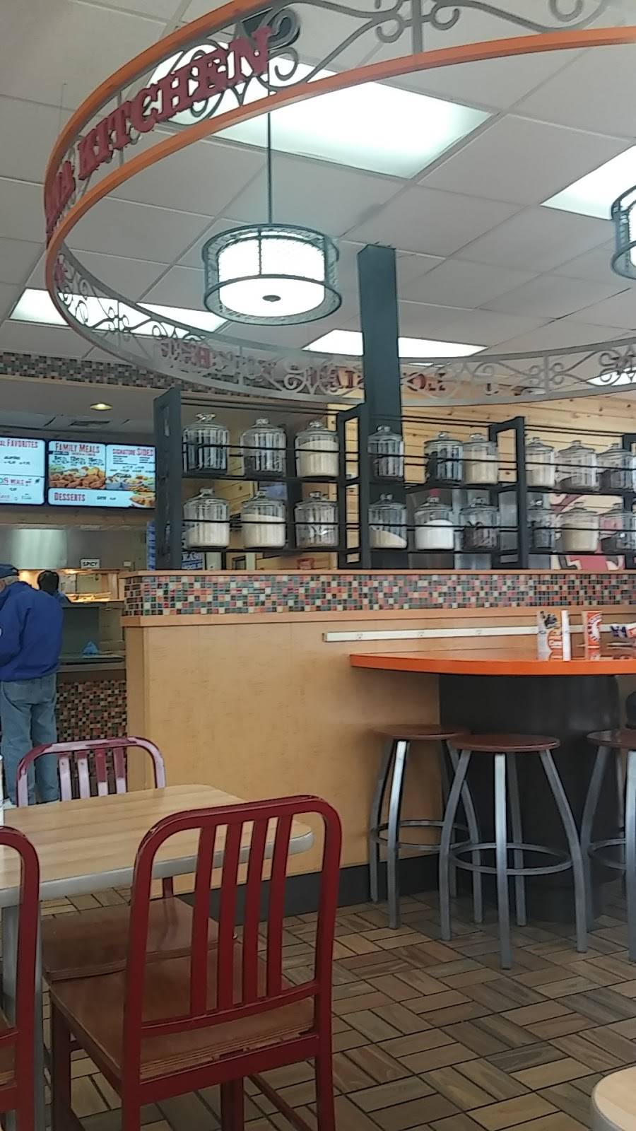 Popeyes Louisiana Kitchen | restaurant | 1601 S, US-1, Fort Pierce, FL 34950, USA | 7724612287 OR +1 772-461-2287