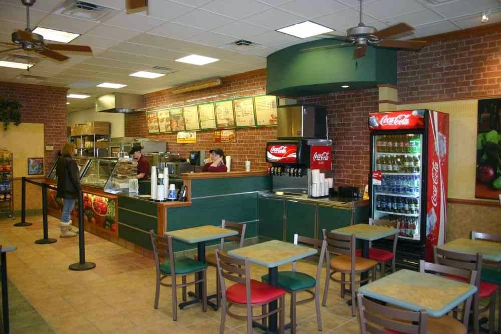 Subway | meal takeaway | 3957 Hoover Rd, Grove City, OH 43123, USA | 6148757820 OR +1 614-875-7820