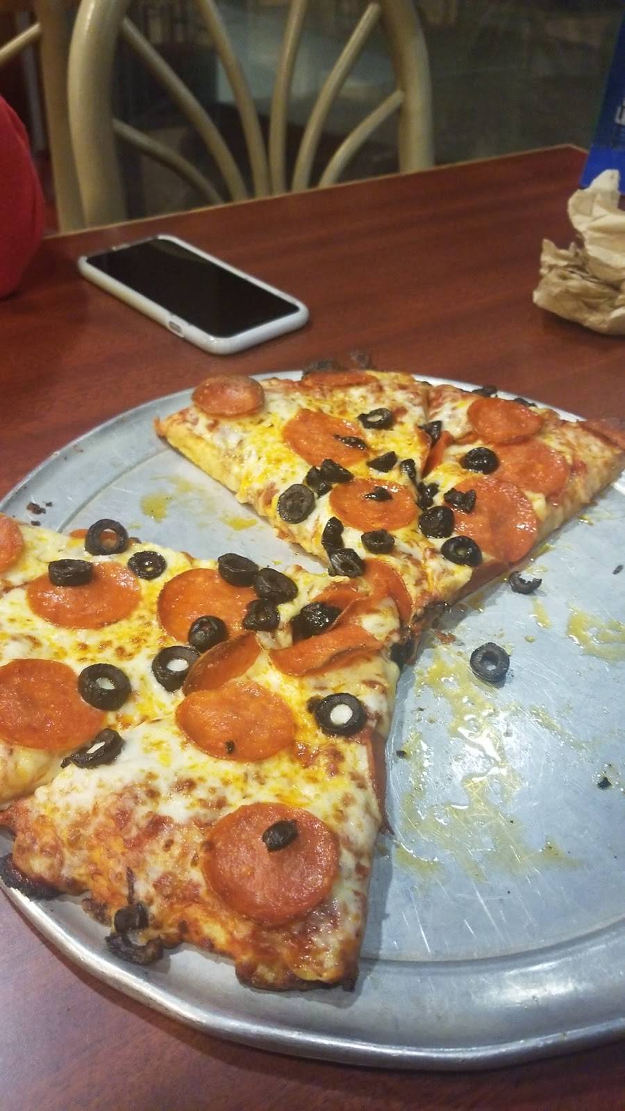 Round Table Pizza | meal delivery | 2793 E Bidwell St Ste 100, Folsom, CA 95630, USA | 9169839220 OR +1 916-983-9220