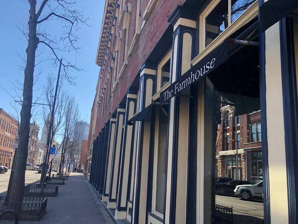 The Farmhouse | restaurant | 300 Delaware St, Kansas City, MO 64105, USA | 8165696032 OR +1 816-569-6032