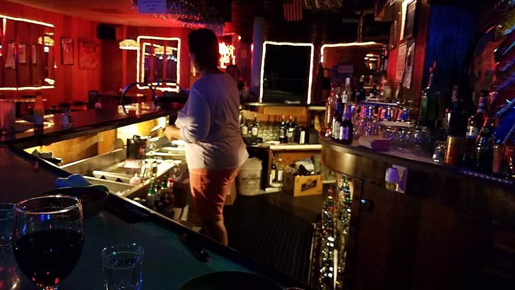 Rickys Corner | restaurant | 18 Parker Ave, Rodeo, CA 94572, USA | 5107995222 OR +1 510-799-5222