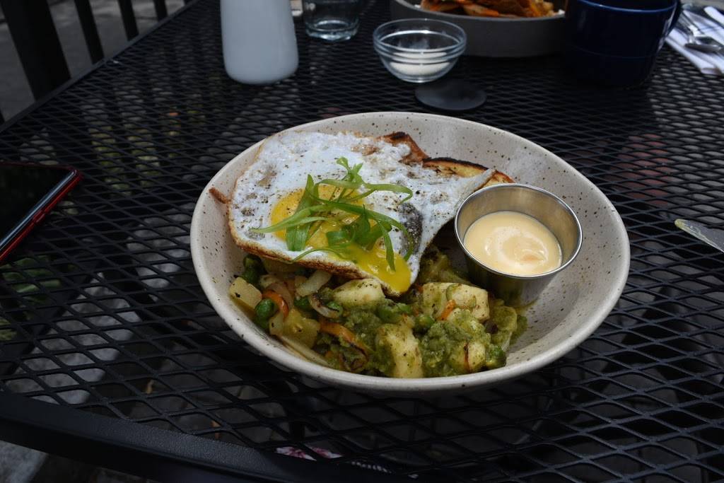 En Rama | restaurant | 1102 A St #220, Tacoma, WA 98402, USA | 2532237184 OR +1 253-223-7184