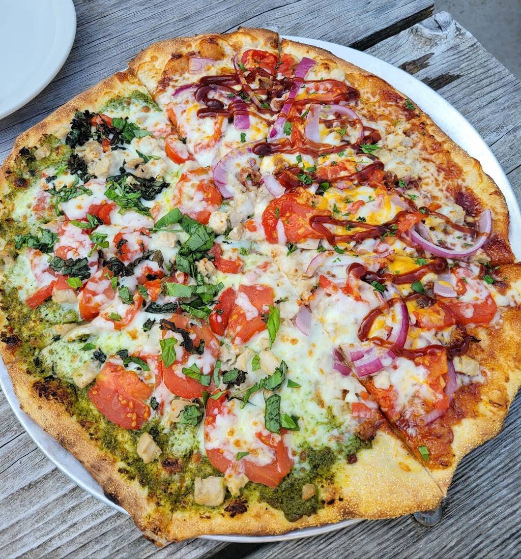 Fuel Coal Fire Pizza | restaurant | 223 N Main St, Clarion, IA 50525, USA | 5155323835 OR +1 515-532-3835