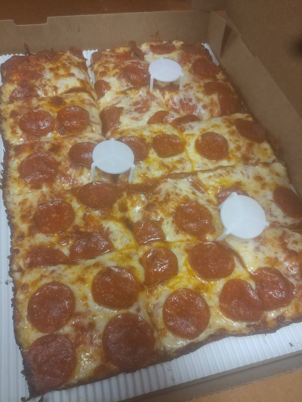 Jets Pizza | meal delivery | 8190-C Beechmont Ave, Cincinnati, OH 45255, USA | 5134745387 OR +1 513-474-5387