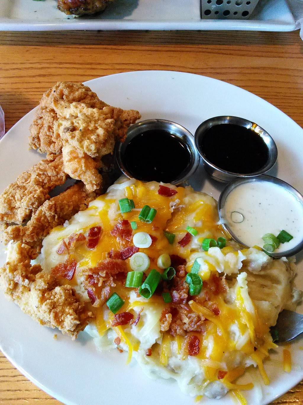 Chilis Grill & Bar | restaurant | 765 NW State St, American Fork, UT 84003, USA | 8017567581 OR +1 801-756-7581