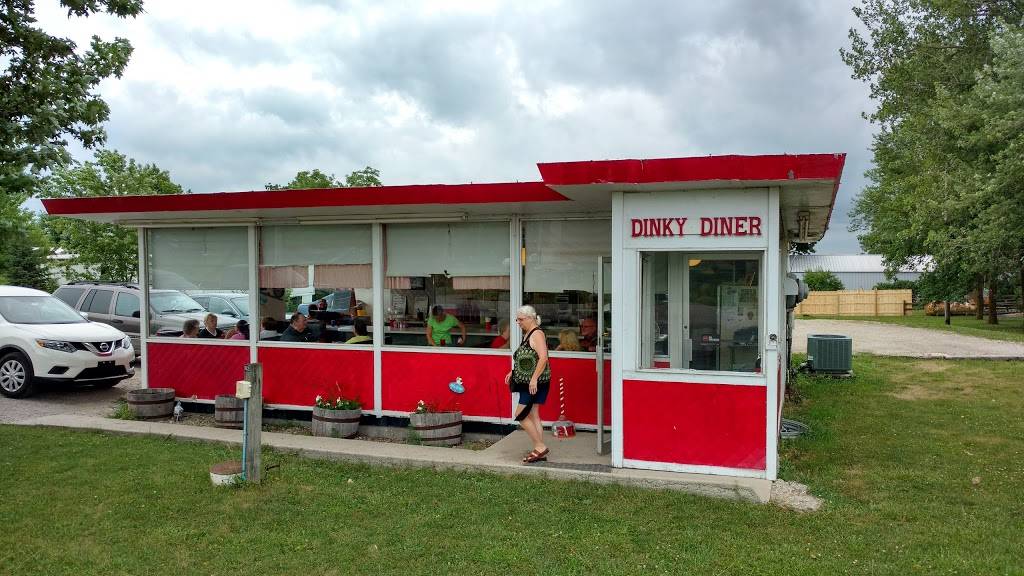 Dinky Diner | restaurant | 104 4th St, Decatur City, IA 50067, USA | 6414466581 OR +1 641-446-6581