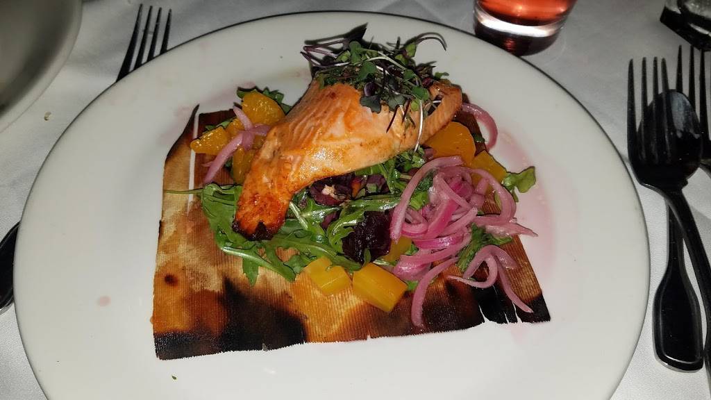 Chart House | restaurant | 34442 Street of the Green Lantern, Dana Point, CA 92629, USA | 9494931183 OR +1 949-493-1183