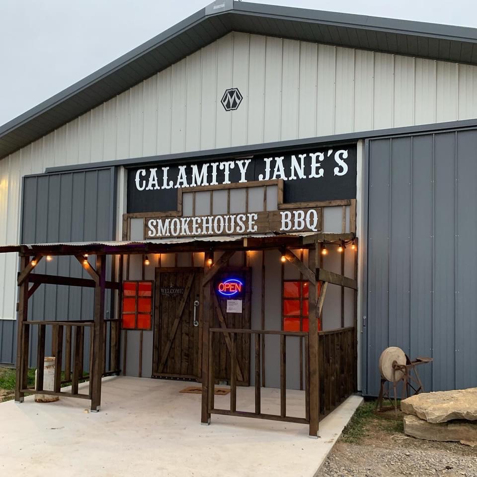 Calamity Janes Smokehouse BBQ | restaurant | 818 S Harmony Rd, Cushing, OK 74023, USA | 9182250954 OR +1 918-225-0954