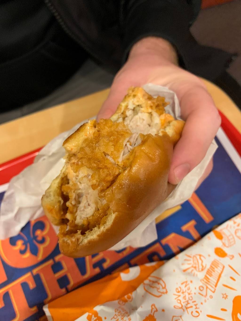 Popeyes Louisiana Kitchen | restaurant | 2710 Dan Ave, Lincoln, NE 68504, USA | 4024378790 OR +1 402-437-8790