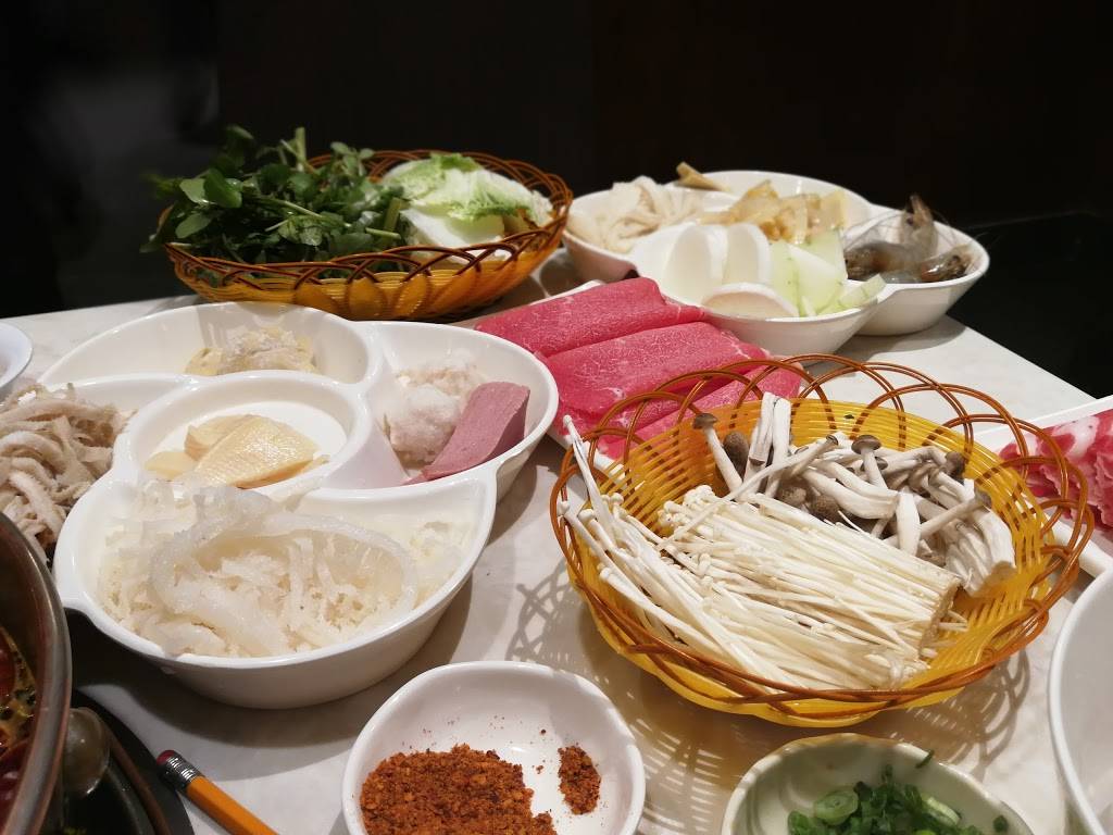 Beijing Hot Pot Restaurant | restaurant | 107 Parkway Forest Dr, North York, ON M2J 1L8, Canada | 6473422028 OR +1 647-342-2028