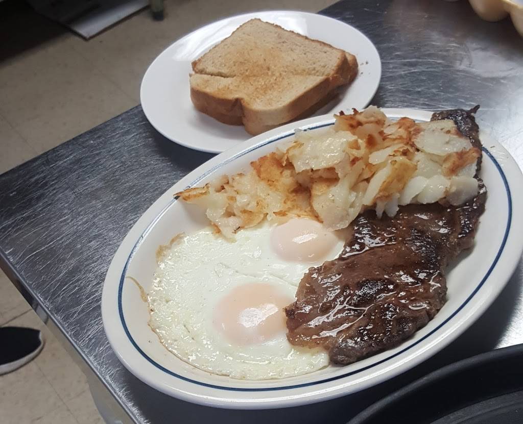 Lillys Diner | restaurant | Jackson, MI 49201, USA | 5179624260 OR +1 517-962-4260