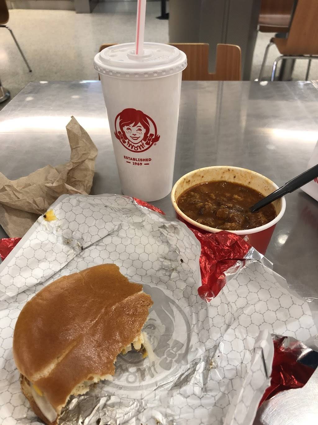 Wendys | restaurant | 3500 S Terminal Rd S, Houston, TX 77032, USA | 2814434822 OR +1 281-443-4822