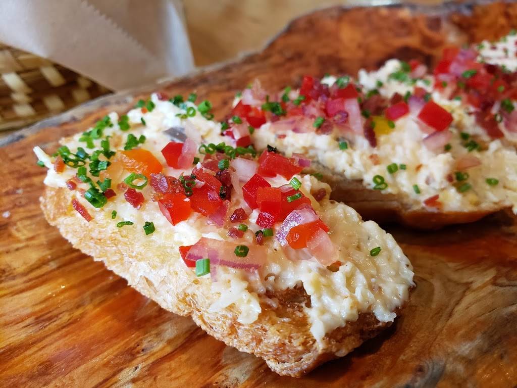 Husk | restaurant | 76 Queen St, Charleston, SC 29401, USA | 8435772500 OR +1 843-577-2500