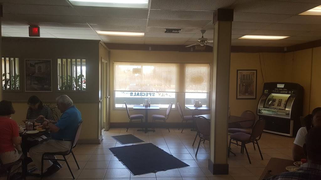 Hurst Restaurant | restaurant | 2152 Airline Dr, Kenner, LA 70062, USA | 5044671370 OR +1 504-467-1370