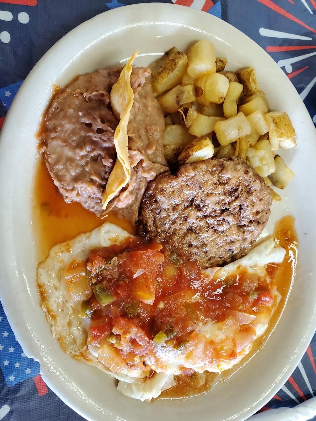 Oasis Restaurant | restaurant | 2409 US-83, Crystal City, TX 78839, USA | 8303743337 OR +1 830-374-3337