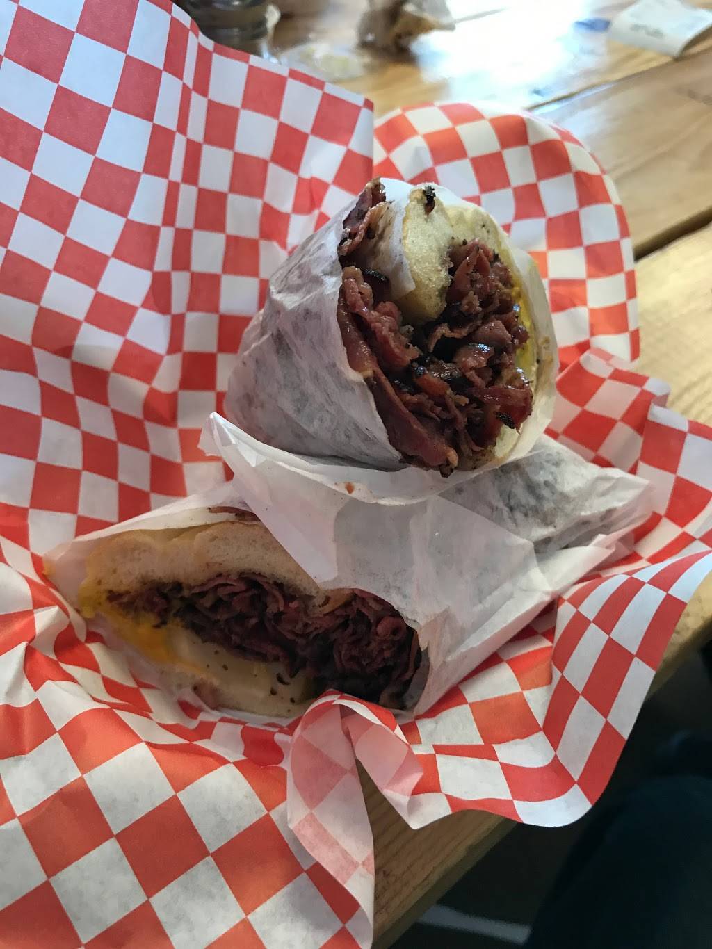 NY Slicers Deli | restaurant | 835 N 43rd Ave, Phoenix, AZ 85009, USA | 6024428000 OR +1 602-442-8000