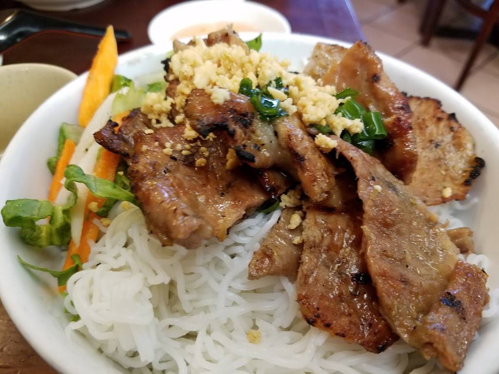 Pho Bac | restaurant | 82-78 Broadway, Elmhurst, NY 11373, USA | 7186390000 OR +1 718-639-0000