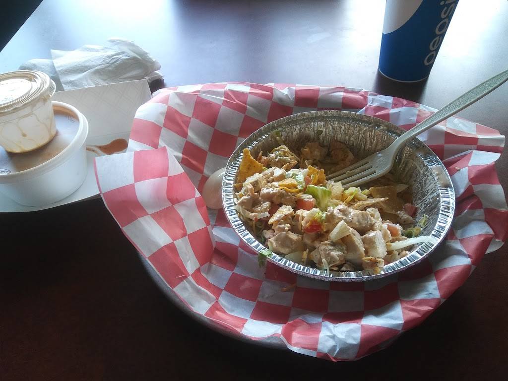 PizzaPapalis & Rio Wraps | restaurant | 23703 Greenfield Rd, Southfield, MI 48076, USA | 2485527272 OR +1 248-552-7272