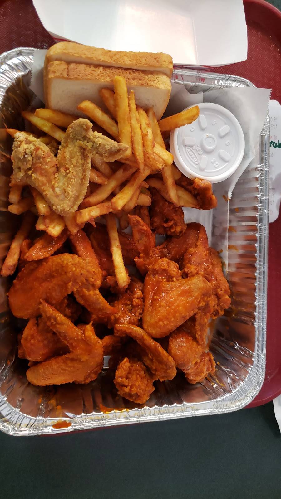 Sharks Fish & Chicken | restaurant | 901 N Washington St, Forrest City, AR 72335, USA | 8706308110 OR +1 870-630-8110