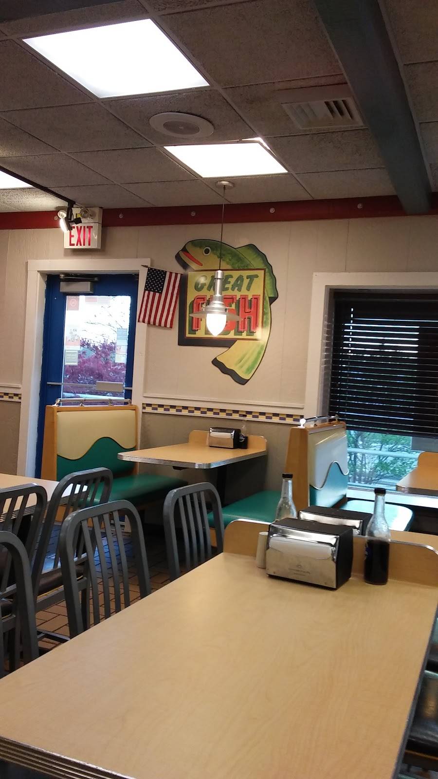 Long John Silvers | restaurant | 520 S Memorial Dr, New Castle, IN 47362, USA | 7655212684 OR +1 765-521-2684